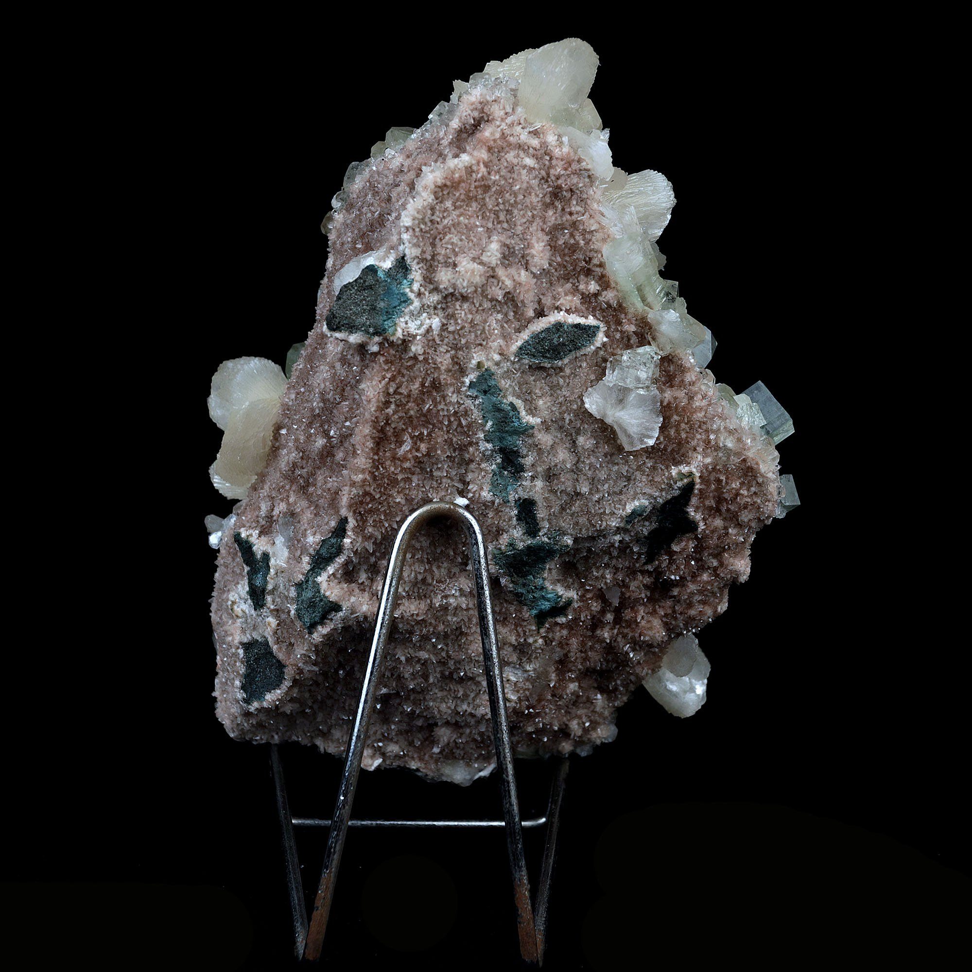 Apophyllite on mordenite buy and stilbite