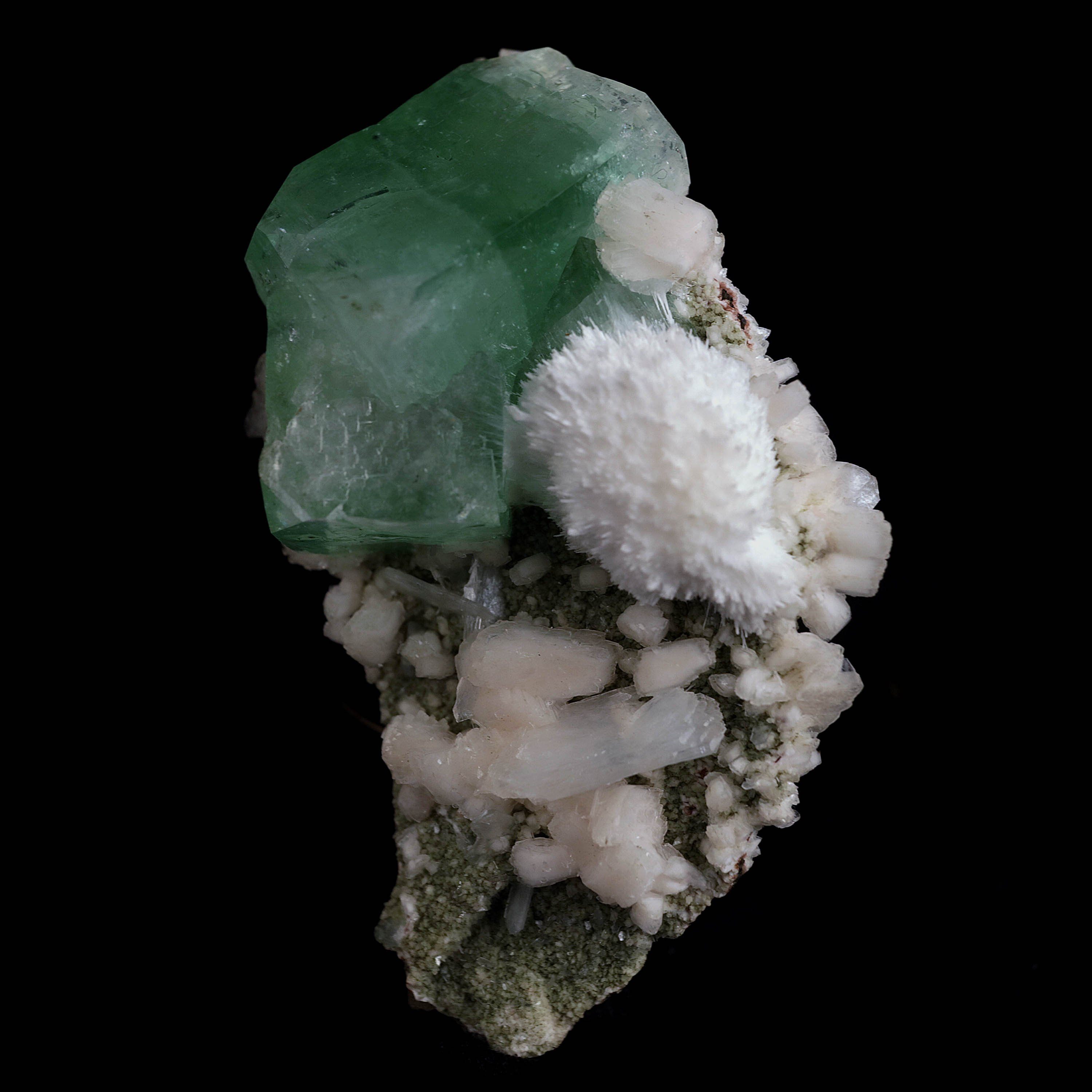 Apophyllite on mordenite buy and stilbite